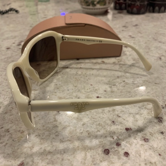 NWOT Prada Sunglasses - Picture 4 of 7